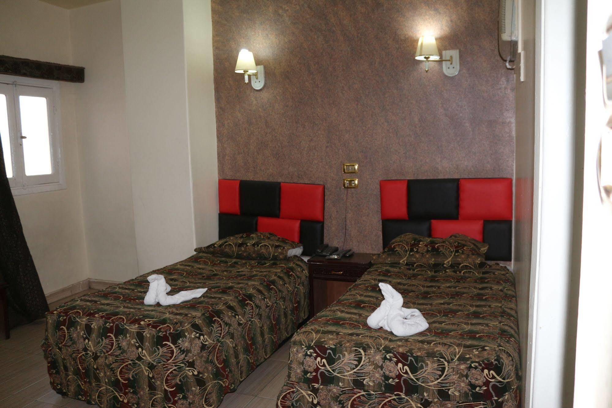 Nuba Nile Hotel Assouan Extérieur photo