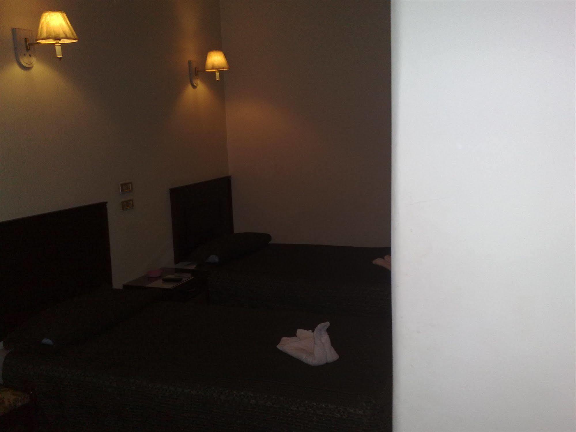 Nuba Nile Hotel Assouan Extérieur photo
